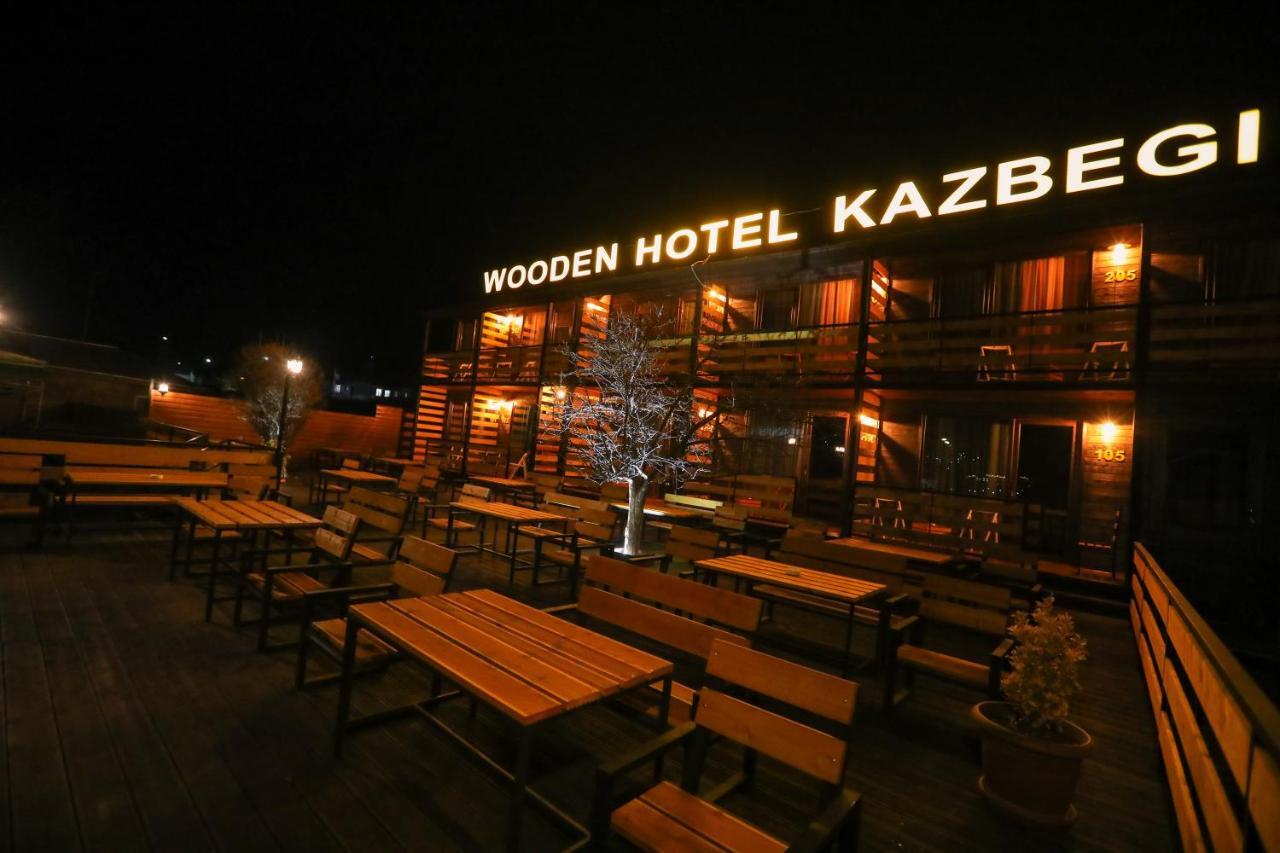 Wooden Hotel Kazbegi Eksteriør bilde