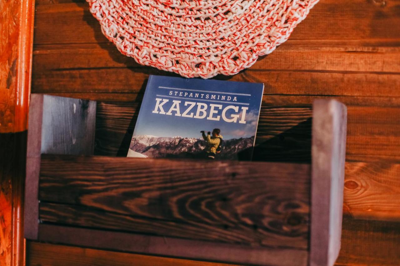Wooden Hotel Kazbegi Eksteriør bilde