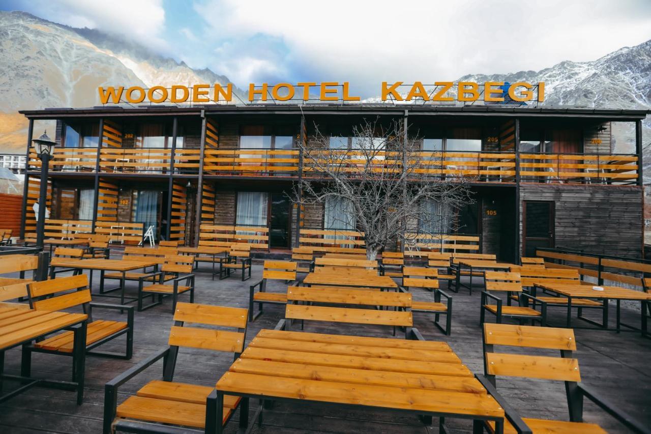 Wooden Hotel Kazbegi Eksteriør bilde