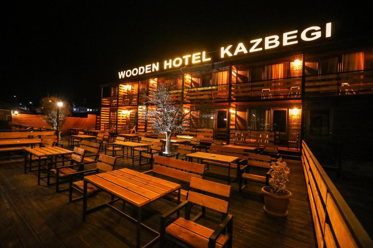 Wooden Hotel Kazbegi Eksteriør bilde